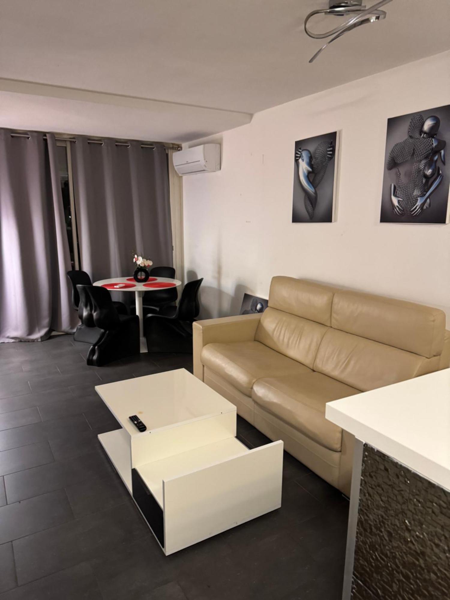 Grand Appartement Port Nature 7 阿格德 外观 照片